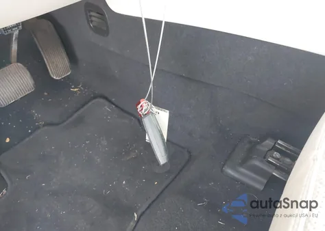 2011 Lincoln Mks z USA, uszkodzony, nr VIN 1LNHL9DR4BG606785